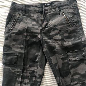 Black camo skinny jeans